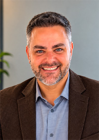 Ex-Aluno Amauri - 200x281.jpg