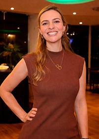 Vinheta Carreiras - Barbara Miao (200X281).jpg